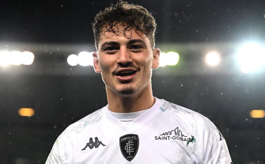 意媒：埃斯波西托或隨國(guó)米出征世俱杯