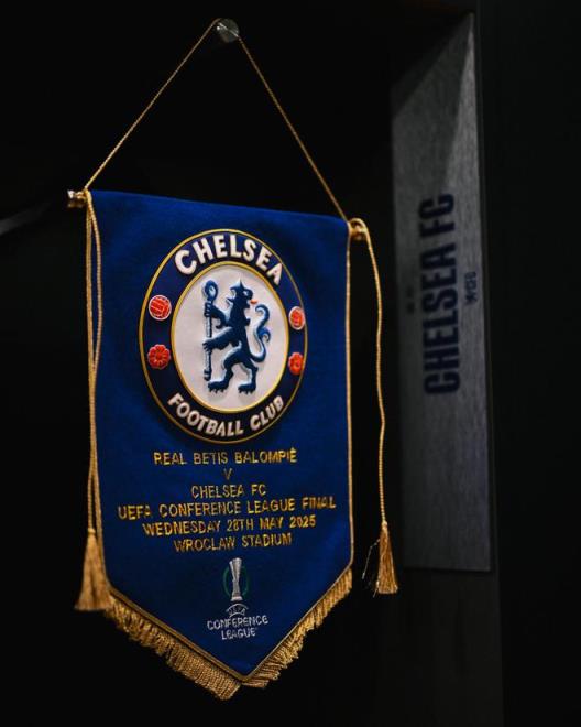 切爾西官方確認(rèn)：拉維亞、弗法納無緣出戰(zhàn)，穆德里克未隨隊出征