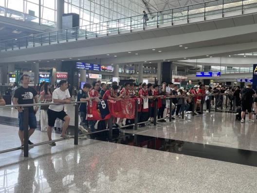 中國(guó)香港隊(duì)主帥期待與曼聯(lián)交鋒帶來(lái)驚喜