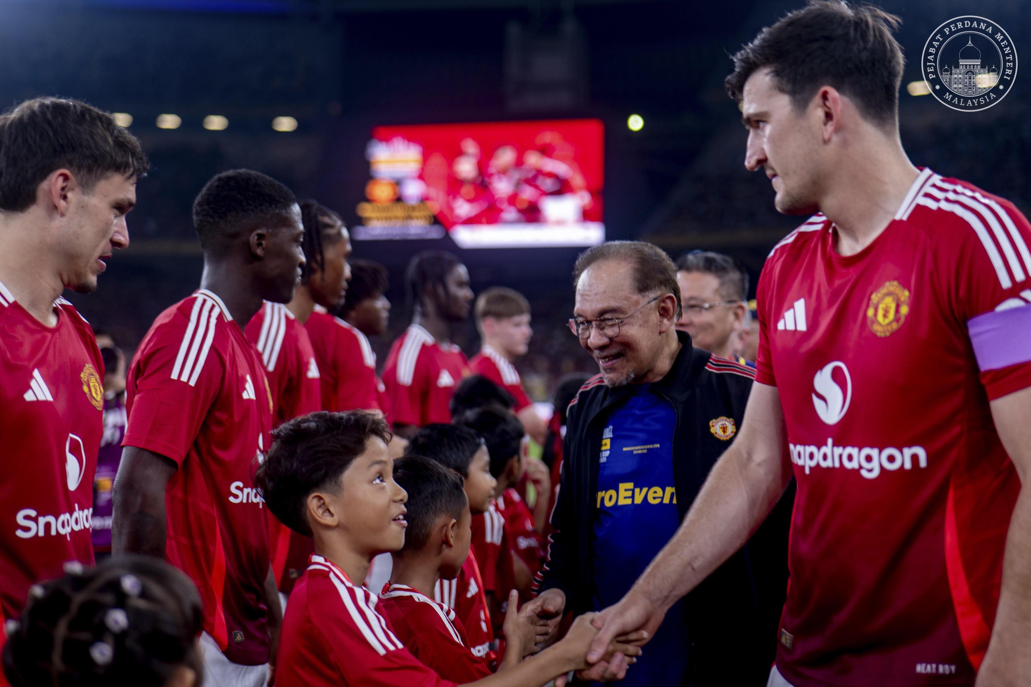 馬來西亞總理：曼聯再錯失獎杯，下賽季別降級英冠了