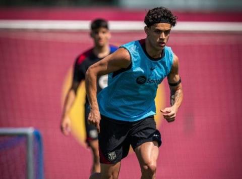 巴薩官方：埃克托-福特完成鼻中隔手術，恢復期約四周