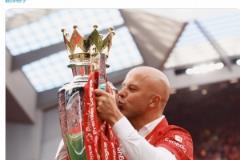 斯洛特昨日履新利物浦，38勝9平9負問鼎英超