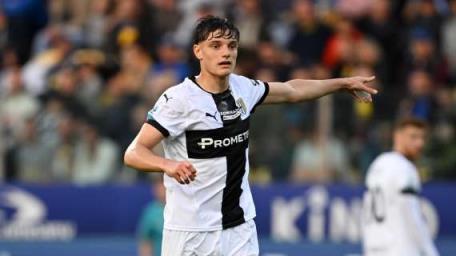 多家俱樂部競逐帕爾馬后衛萊昂尼：巴薩、槍手、曼聯、馬競與尤文國米紛紛出手