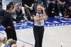 名嘴怒斥G4裁判：執法水平令人失望 福斯特表現堪稱災難