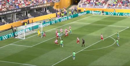 1-3！世俱杯首支出局隊即將誕生，東道主球隊竭力拼搏仍難逆轉(zhuǎn)敗局