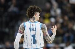 美記曝前七熱門新秀僅一人接受黃蜂試訓 其余均拒絕