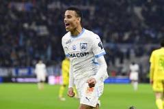 格林伍德與梅努、詹姆斯-加納同組訓練