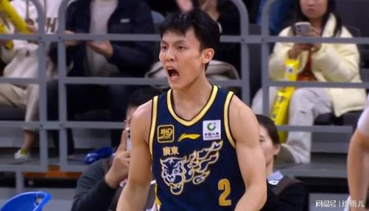 新標題：CBA新控衛閃耀世青賽，完爆徐杰趙繼偉引關注