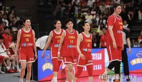 中國女籃13分負澳大利亞，兩大壞消息傳來，李夢有望回歸