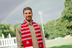 官方：科隆簽下36歲門將齊勒，簽約2年