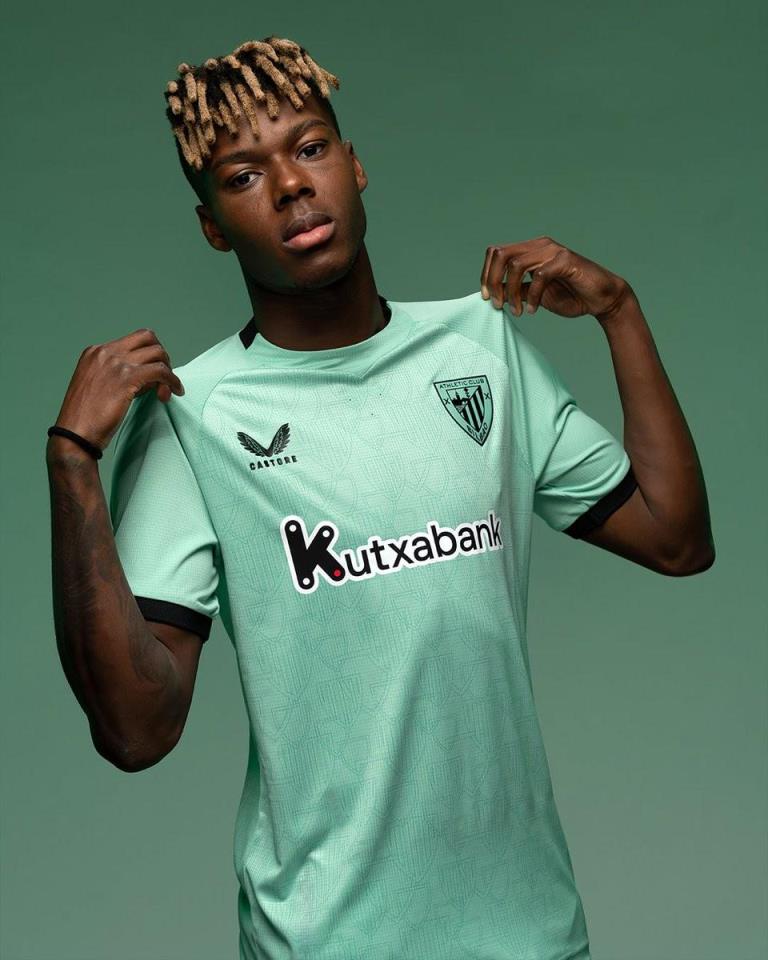 畢爾巴鄂競技公布新賽季第三客場球衣，尼科-威廉斯亮相