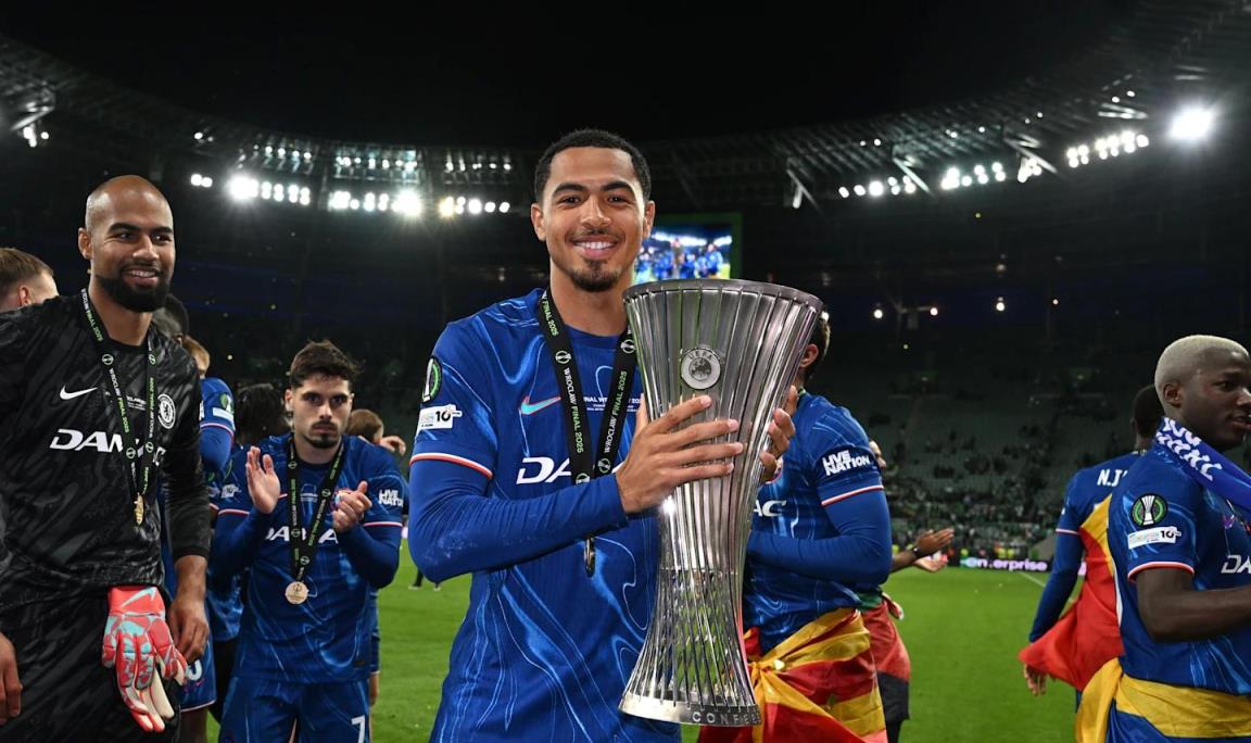 科爾威爾心中的最佳陣容：杰拉德、阿扎爾領(lǐng)銜，帕爾默入選