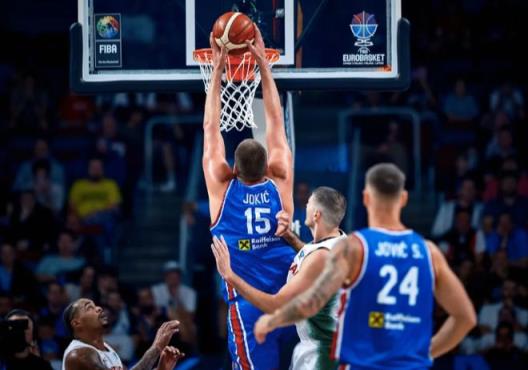 約基奇23+10+3橫掃對(duì)手，快船悍將傷退