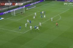 懸念又起！巴斯托尼門前解圍不慎自擺烏龍