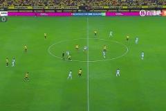 兩黃變一紅！億元先生凱塞多踩到岡薩雷斯被罰下，雙方十人作戰！