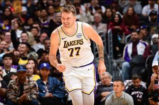 東契奇新賽季場均41.3分 超過字母哥7分