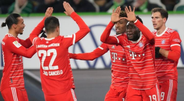 德甲：斯圖加特對陣拜仁 拜仁狀態火熱 主隊難守主場