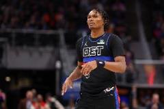 奧薩爾高效輸出：10投6中砍下14分6板3助2斷加2前場板