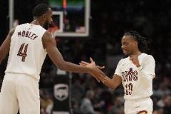 騎士隊本季客場勝場數達28場，創隊史新高