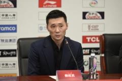 劉煒在賽后表示：“非常糟糕的一場比賽，希望其他隊員能站出來把比賽打好?！?這番話反映出他對球隊表現(xiàn)的不滿，同時也表達了對隊友的期待。作為球隊的 veteran（老將），劉煒的發(fā)言通常帶有對球隊整體表現(xiàn)