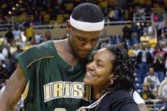 詹姆斯：感恩母親的養育，我深知不能辜負這出人頭地的機會