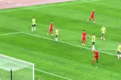 韋世豪這一腳電梯球可惜差一點點啊