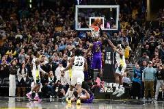 NBA歷史僅兩人曾三次壓哨絕殺同一支球隊：喬丹與詹姆斯
