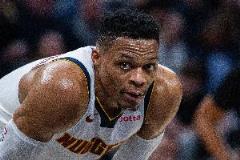 威少助攻數(shù)破萬(wàn)！超越大O登頂NBA歷史第八！