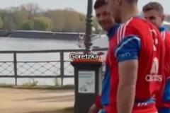 笑得肚子疼！格雷茨卡：你們有一個算一個，趕緊離我遠點！