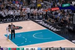 小賈倫假摔爭(zhēng)議 莫蘭特?fù)屃P球遭裁判驅(qū)逐