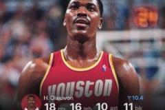 35年前今日：奧拉朱旺豪取18+16+10+11四雙戰(zhàn)績