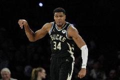 字母哥：進攻端難以找到完美平衡，但正是這種挑戰讓比賽充滿魅力