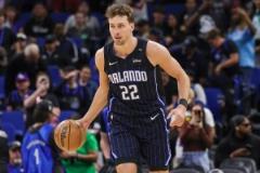 小瓦格納上半場高效輸出17分2板1助 爆發力引關注