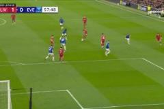 利物浦打破僵局！若塔禁區(qū)閃轉(zhuǎn)騰挪低射破門！迪亞斯腳后跟送助攻