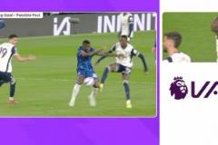 戲劇翻轉(zhuǎn)！薩爾遠射破門引爭議，VAR判定其先踩踏再染黃