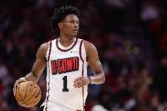 阿門高效表現(xiàn)：9中6砍16分8板6助1斷2帽正負(fù)值+11