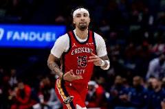 阿爾瓦拉多6記三分狂砍27分 首節獨得18分制造巨大麻煩