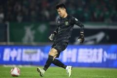 趙博傷勢嚴重，無法轉動脖子且無法乘坐飛機