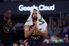 庫里37歲再敗火箭，主場失利成新紀錄