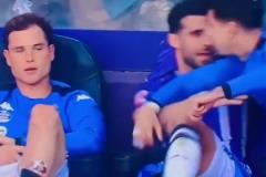 內(nèi)訌！0-4慘敗巴拉多利德球員替補(bǔ)席揮拳想要打隊友