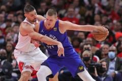 約基奇762球第一！0運球接球即投武切維奇&特納緊隨其后