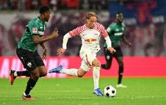 羅馬諾：哈維-西蒙斯今夏或加盟英超，預計轉會費7500萬歐