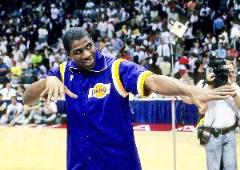 皮爾斯解析歷史前五控衛(wèi)：魔術(shù)師、庫(kù)里、微笑刺客、大O與基德