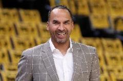 為什么交易東契奇？哈里森：防守是球隊(duì)的根本