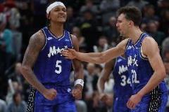 雙核齊發！班凱羅與小瓦格納上半場11次出手貢獻14分