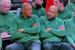 這倆大聰明帶隊已經0-2落后，之后會發生什么呢？