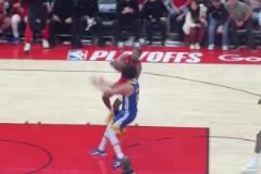 上一場憋壞了！杰倫-格林超級滑翔暴扣，落地后宣泄怒吼！