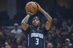 波普首發(fā)32分鐘3中0僅得1分2板2助引發(fā)質(zhì)疑