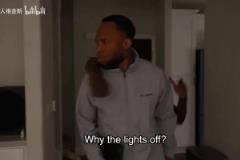 老片新用！網(wǎng)友惡搞：一比三落后，字母哥攜隊友暴揍里弗斯！