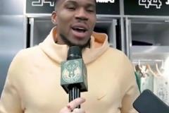 下賽季會(huì)來(lái)湖人嗎？字母哥此前：我希望歐洲球員都去大市場(chǎng)球隊(duì)